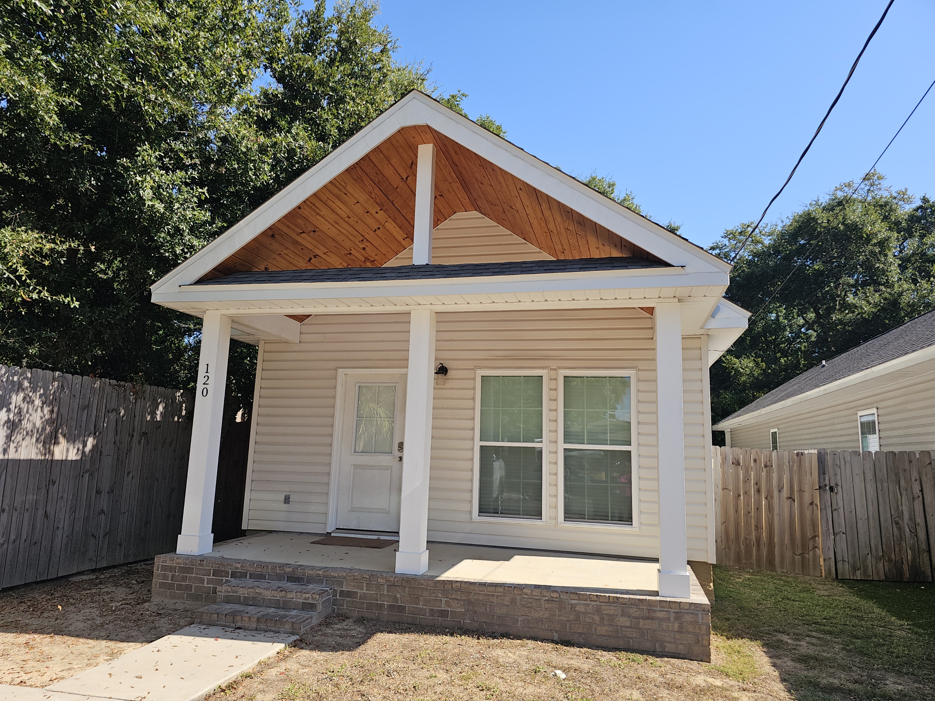 120 South N Street